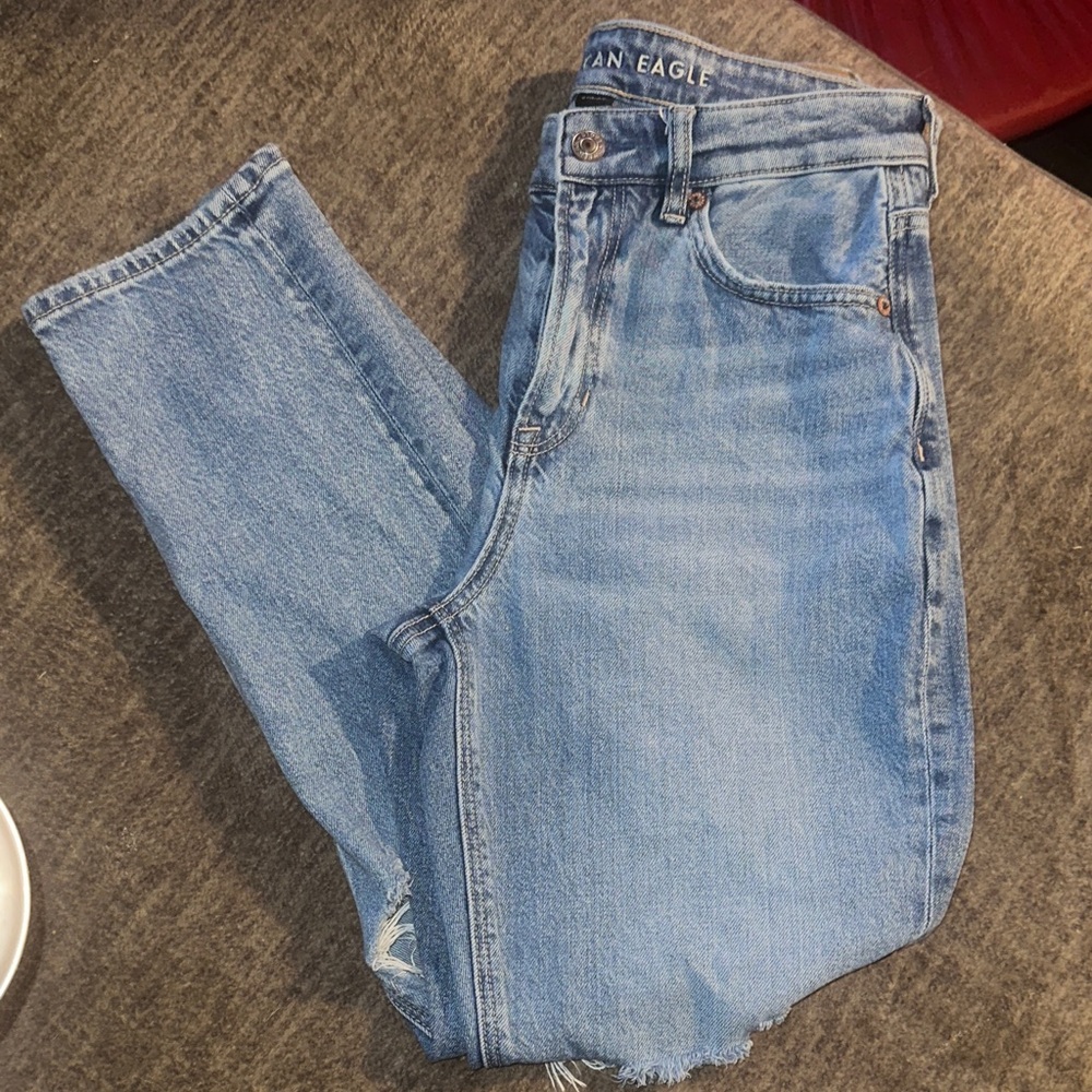 American Eagle mom jeans